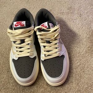 Travis Scott reverse mocha